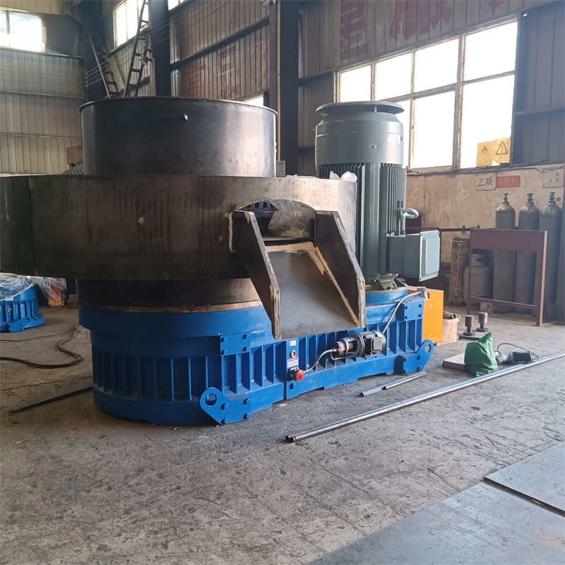 Machine de briquetage à densité pour la biomasse 200-500 kg/h Capacité de sortie 18,5 kW Consommation d'énergie
