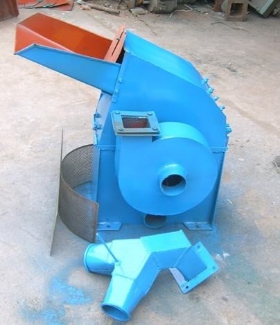 1.2-2.5t/H machine de concassage du bois pour le broyage des tiges de maïs et des coquilles d'arachide machine de concassage de broyeur couleur personnalisée