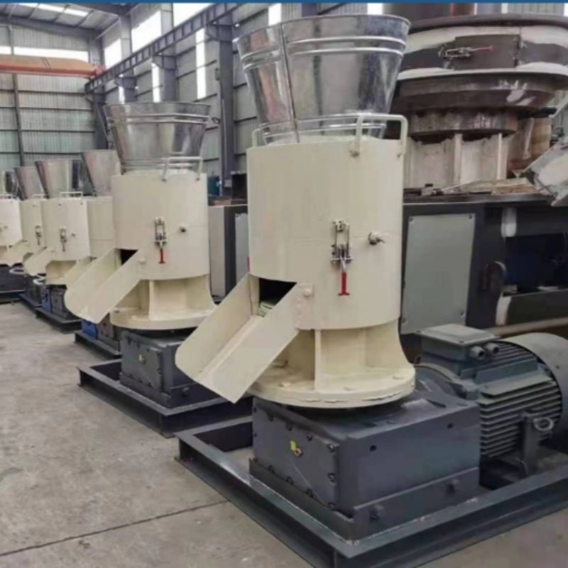 Capacité fabricant de granulés 80-600 kg/h alliage d'acier au carbone sûr 220V/380V 7,5 à 37 kW
