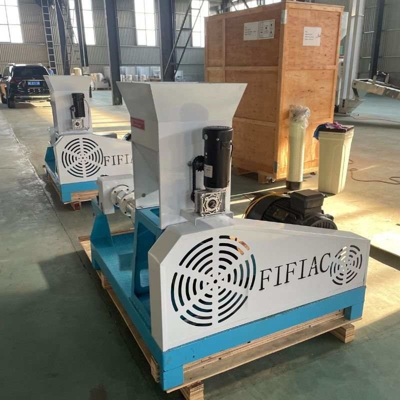 Extrudeuse électrique à vapeur à chauffage à sec pour aliments pour poissons, à puissance triphasique et capacité de 50 à 2000 kg/h