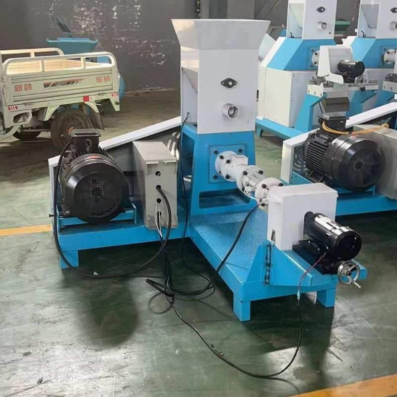 Extrudeuse électrique à vapeur à chauffage à sec pour aliments pour poissons, à puissance triphasique et capacité de 50 à 2000 kg/h