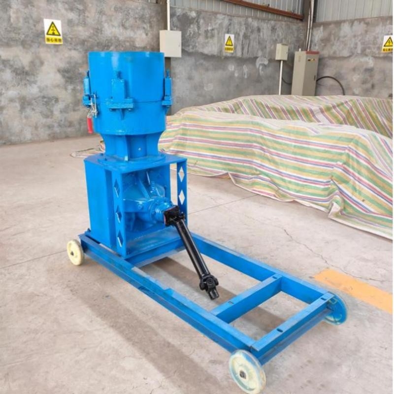 90-120Kg/h Couleur personnalisable PTO moulin à granulés Tracteur type machine à granulés machine à granulés non alimentée Machine à granulés fabrication de granulés d'alimentation