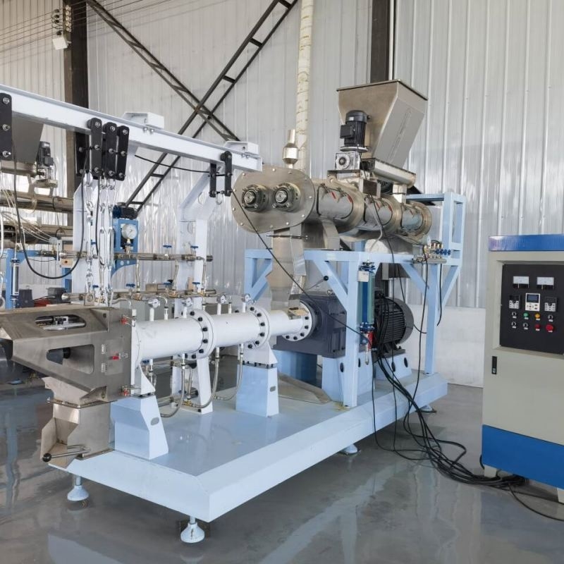 1t/h Capacité CE SGS Machine d'extrusion de pellets pour aliments pour poissons flottants pour tilapia avec climatiseur à vapeur
