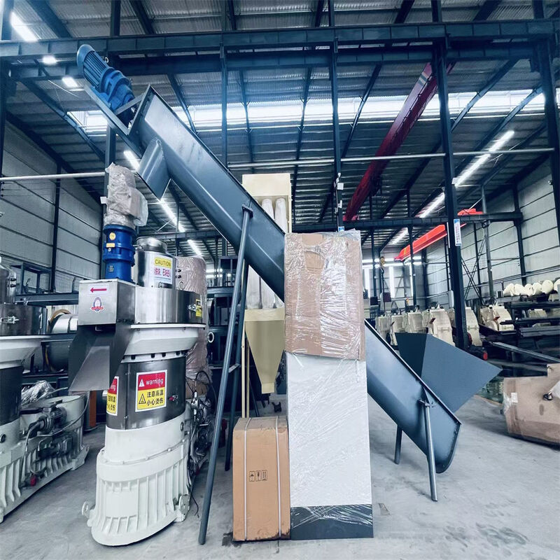 Machine de pellet de bois à matrices commerciales à capacité de 0,5 à 15 T/H et à matrices en acier allié à haute teneur en chrome pour une chaîne de production de pellet de biomasse économe en énergie