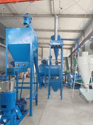 Ligne de granulation d'aliments pour animaux personnalisable avec guide d'installation par ingénieur et alimentation 380V/50Hz/3 phases